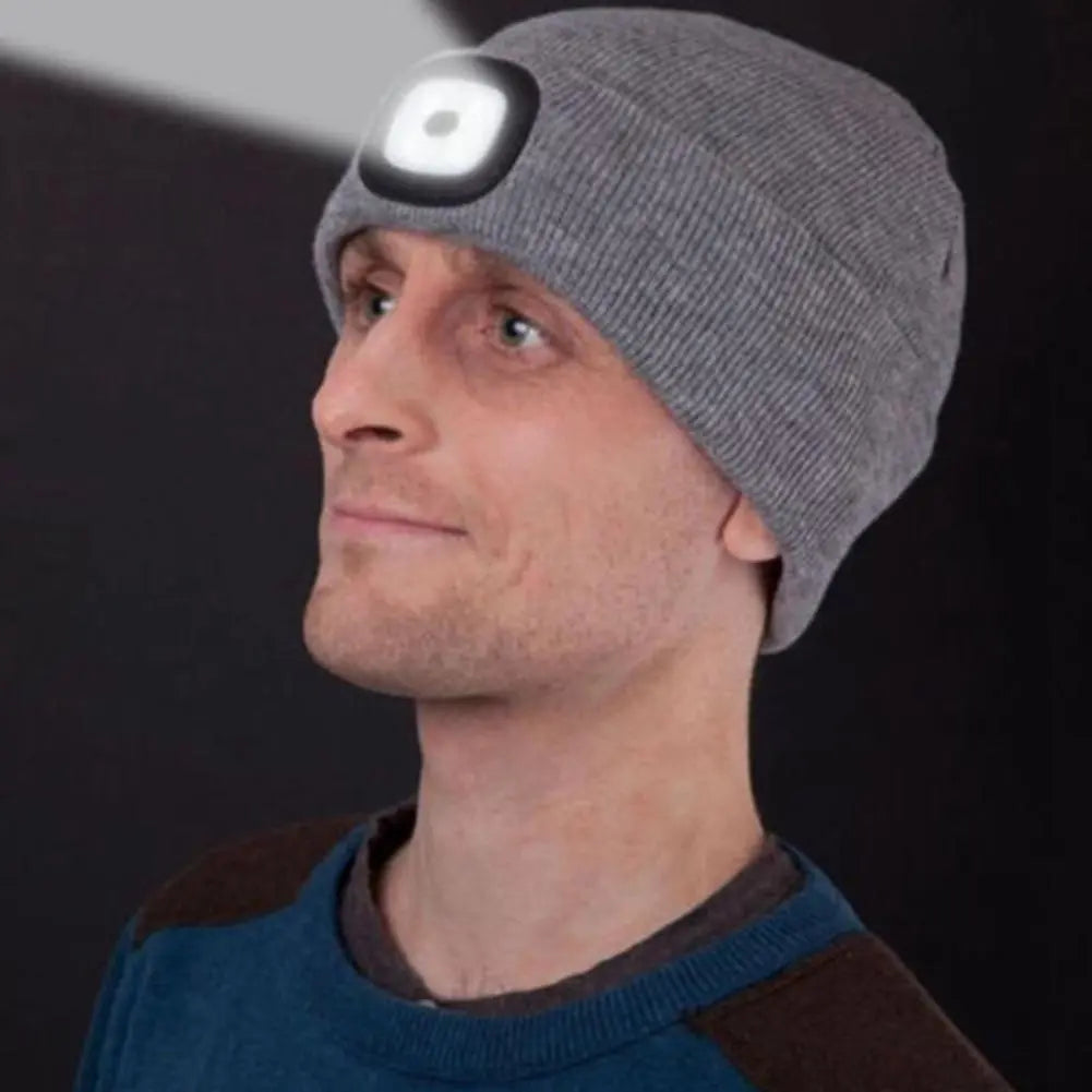 Gorro Com Lâmpada de LED - Suas Atividades às Claras!